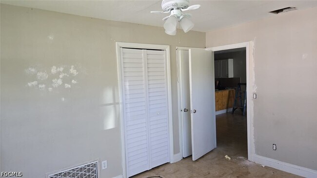 4356 23rd Pl SW in Naples, FL - Building Photo - Building Photo