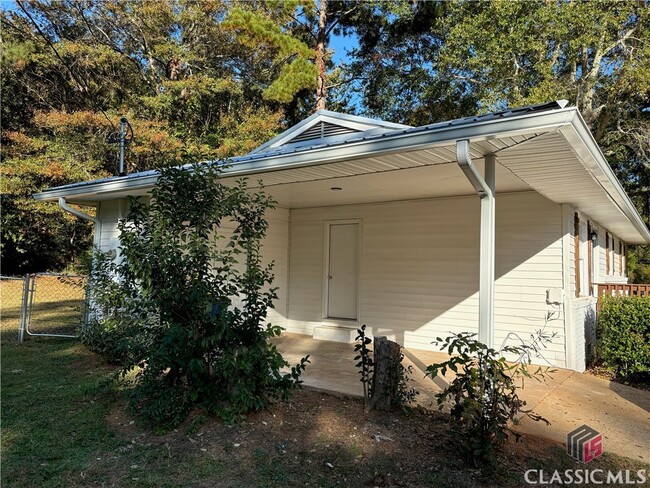 107 Cherry Ln in Athens, GA - Building Photo - Building Photo