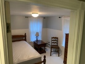 64 Elmwood Ave in Westbrook, ME - Building Photo