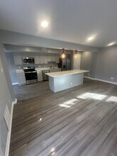 9684 Hagel Cir in Lorton, VA - Foto de edificio - Building Photo