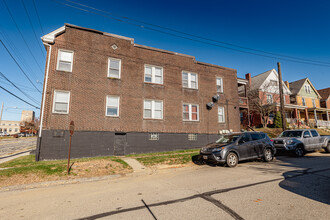 2015 West St in Munhall, PA - Building Photo - Building Photo