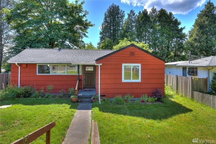 11545 Bartlett Ave NE in Seattle, WA - Building Photo