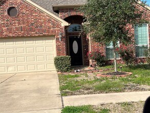 3518 Christopher Dr in Missouri City, TX - Building Photo - Building Photo