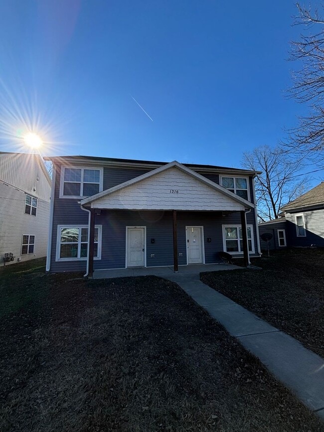 property at 1316 E Blaine St