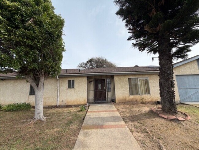 1609 Grove St in National City, CA - Building Photo - Building Photo