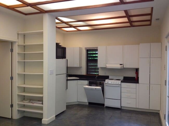 104 Rose Ln in Chapel Hill, NC - Building Photo - Building Photo