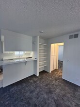 2695 N Canal St-Unit -2699 North Canal Street in Orange, CA - Building Photo - Building Photo