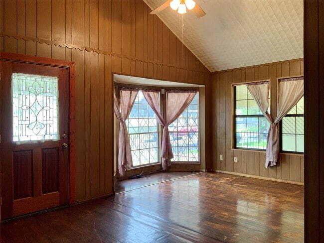 611 Bolster St in Baytown, TX - Building Photo - Building Photo