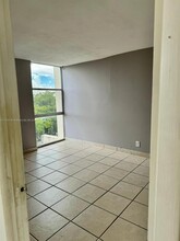 2017 NW 46th Ave in Lauderhill, FL - Building Photo - Building Photo