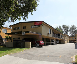 7438 Haskell Ave Apartments