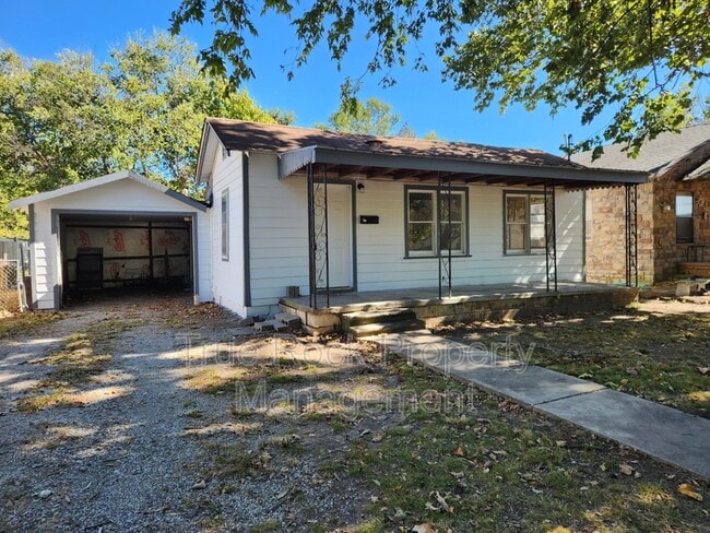 228 N Cherry in Ada, OK - Building Photo - Building Photo