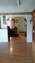 1050 W McLean Ave in Flint, MI - Building Photo - Building Photo