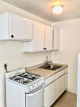 Yale Place in Minneapolis, MN - Building Photo - Interior Photo