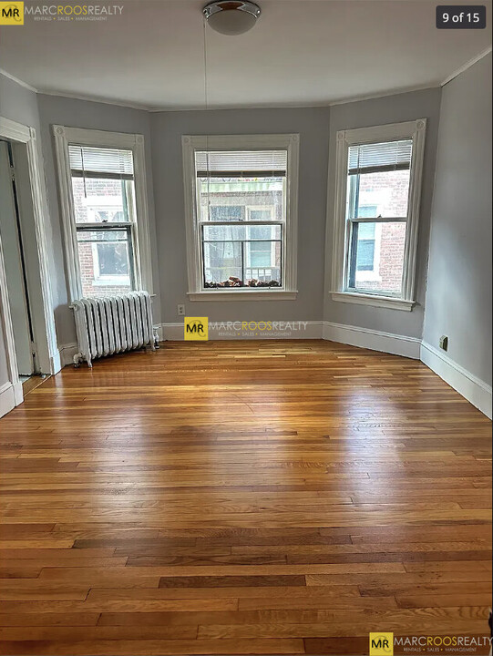 18 Quint Ave, Unit 2 in Boston, MA - Building Photo