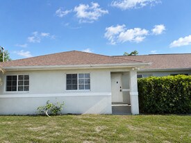 4401 22nd St SW in Lehigh Acres, FL - Building Photo