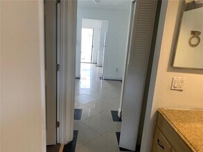 3000 NW 5th Ter in Pompano Beach, FL - Building Photo - Building Photo