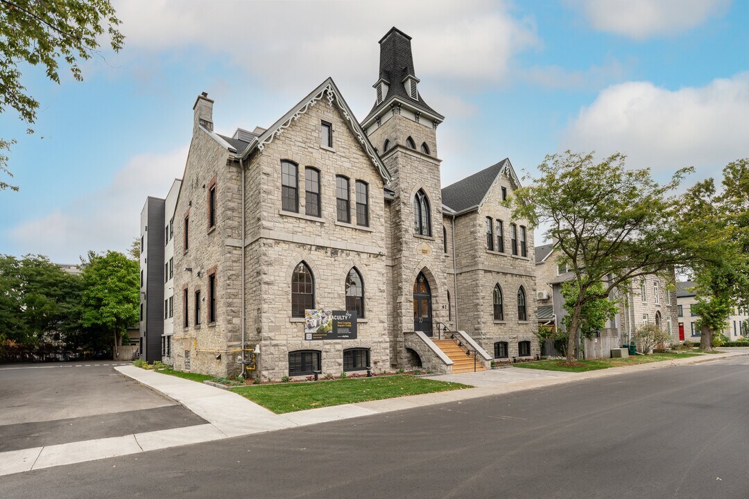 Faculty47 in Kingston, ON - Building Photo