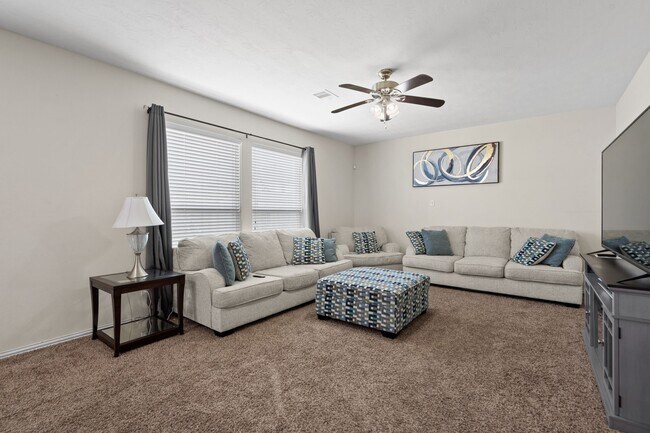 4218 Audrey Manor Ln