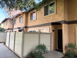 12333 Runnymede St, Unit 3 in North Hollywood, CA - Building Photo