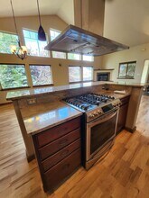 1293 New Holland Dr in Bozeman, MT - Building Photo - Building Photo