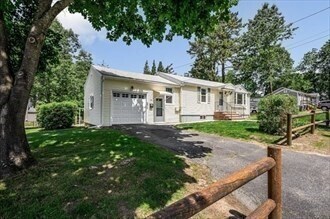 9 Hinckley Rd in Tewksbury, MA - Foto de edificio - Building Photo