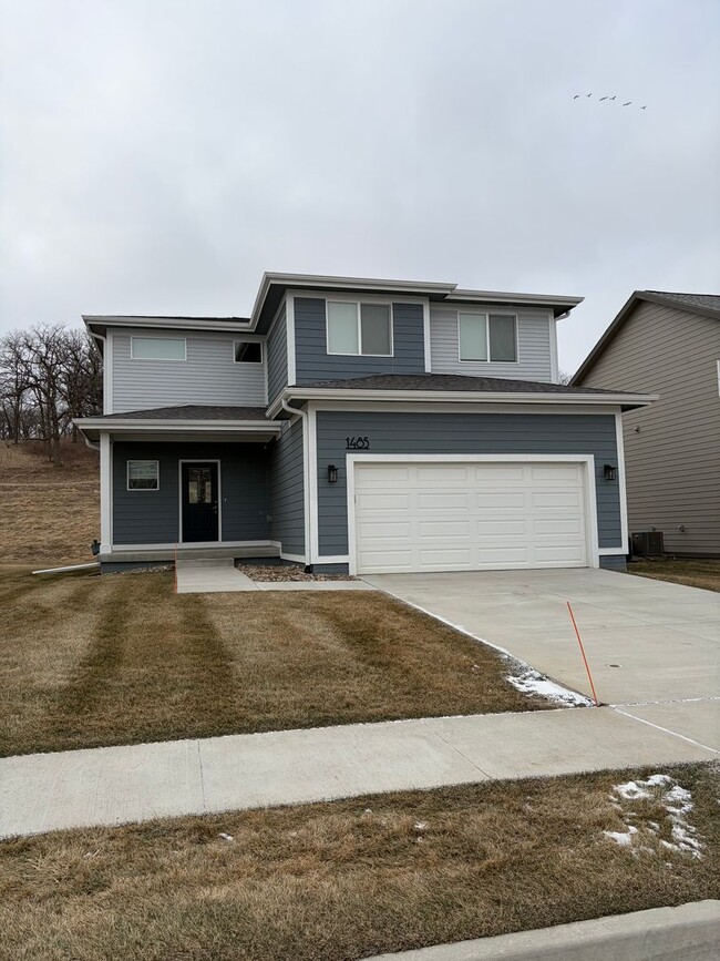 property at 1485 S King's Grv Ave