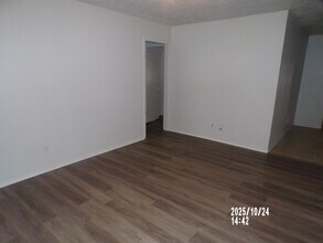 621 SE 38th St in Lawton, OK - Building Photo - Building Photo