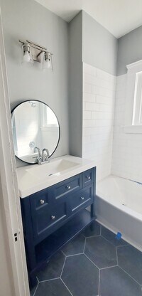 1280 Warren Rd, Unit Upper photo'