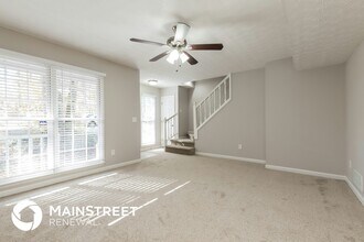 3093 Glynn Mill Dr in Snellville, GA - Foto de edificio - Building Photo