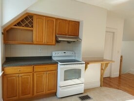 25 Union St, Unit 2 in Quincy, MA - Building Photo