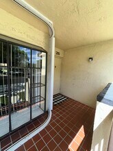 2051 SW 15th St in Deerfield Beach, FL - Building Photo - Building Photo