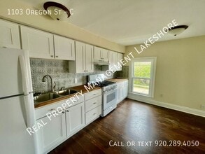 1103 Oregon St in Oshkosh, WI - Foto de edificio - Building Photo