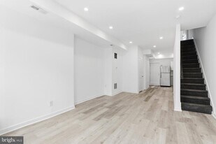 2150 N Franklin St in Philadelphia, PA - Building Photo