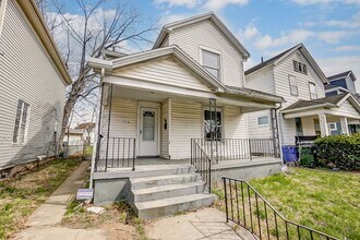 554 Brightwood Ave in Dayton, OH - Building Photo - Building Photo
