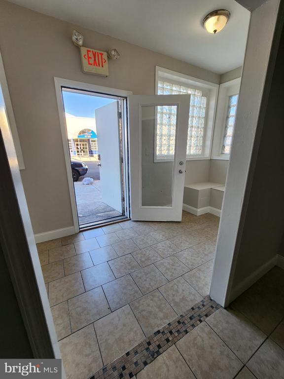 property at 4728 Chestnut St