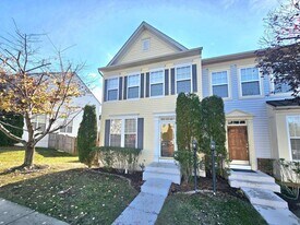 15334 Elizabeth Burbage Loop in Woodbridge, VA - Building Photo
