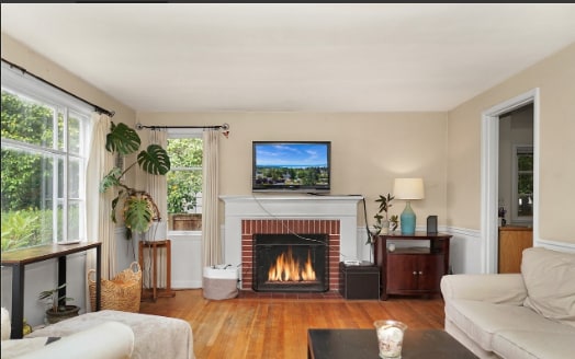 9521 12th Ave NW in Seattle, WA - Foto de edificio - Building Photo