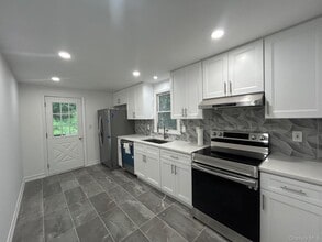 196 Oakland Valley Rd in Cuddebackville, NY - Building Photo - Building Photo