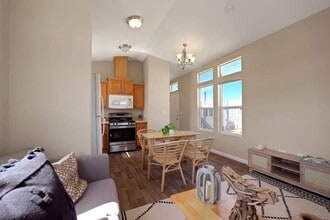 309 3rd Ave in Pacifica, CA - Building Photo - Building Photo