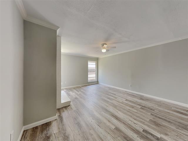 10590 High Hollows Dr in Dallas, TX - Building Photo - Building Photo