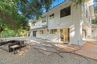 119 Bell Cyn Rd in Bell Canyon, CA - Building Photo - Building Photo