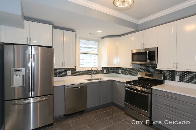 4238 N Albany Ave-Unit -Unit 4 in Chicago, IL - Building Photo - Building Photo