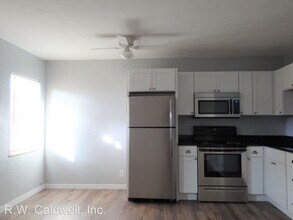 4901 29th Ave S-Unit -#5 in Gulfport, FL - Building Photo - Building Photo