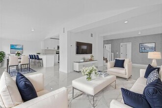 5851 SE Drew Rd in Belleview, FL - Building Photo - Building Photo