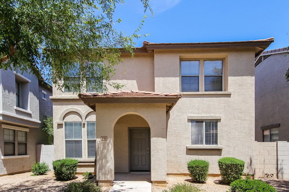 1907 E Patrick St in Gilbert, AZ - Foto de edificio