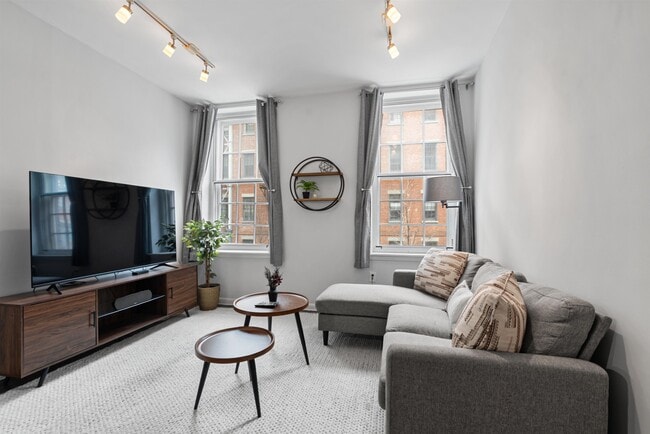 187 Wayne St in Jersey City, NJ - Building Photo - Building Photo