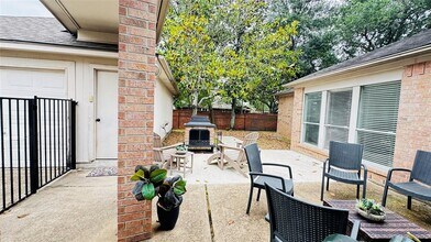 3615 Huggins Way St in Pearland, TX - Building Photo - Building Photo