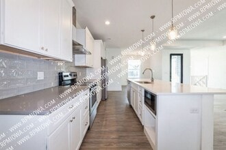 1408 NW Spruce Dr in Ankeny, IA - Building Photo - Building Photo