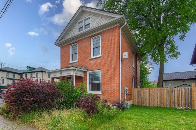 property at 32 Veterans Way