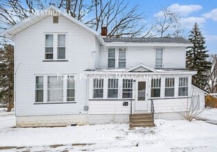 1114 Chestnut St in Muskegon, MI - Building Photo - Building Photo